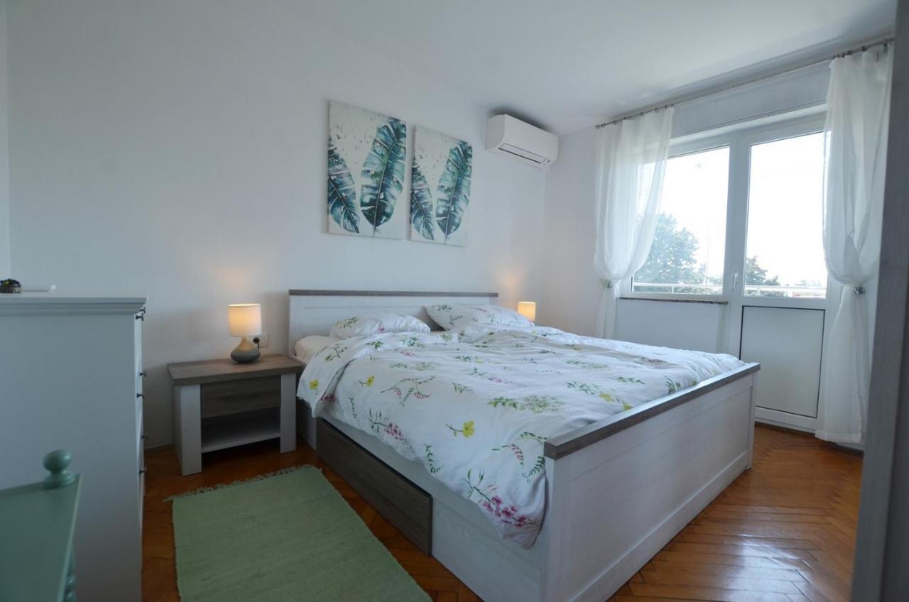Sarah Apartment Rovinj Exteriör bild